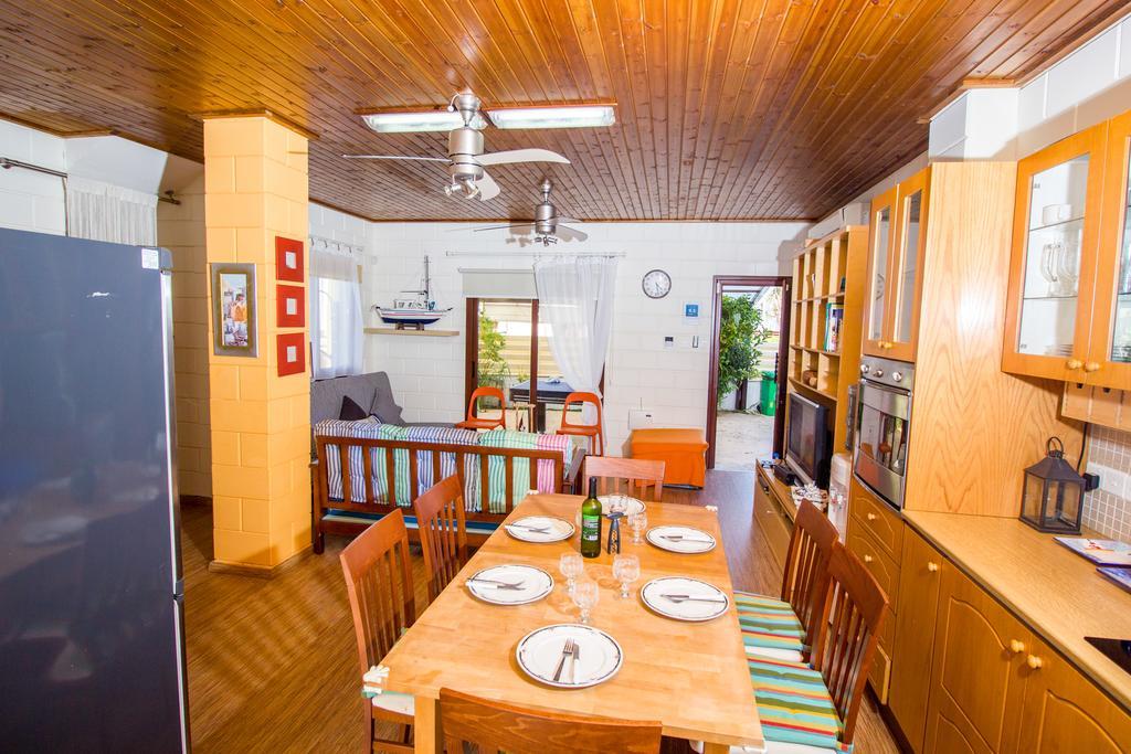 Gold Sand Villa Протарас Екстер'єр фото